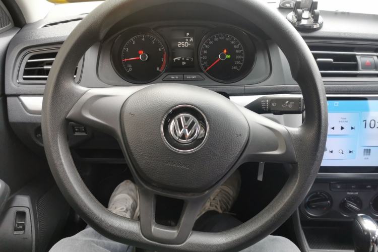 Used Volkswagen Lavida 2019 Lavida Start 1.5L Automatic Trendy Version China VI Standard Steering Wheel