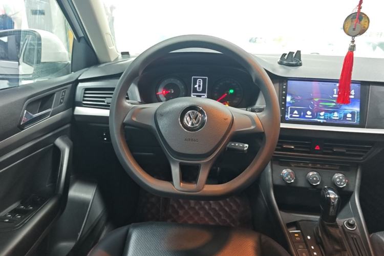 Used Volkswagen Lavida 2019 1.5L Automatic Fashion Edition China VI Steering Wheel