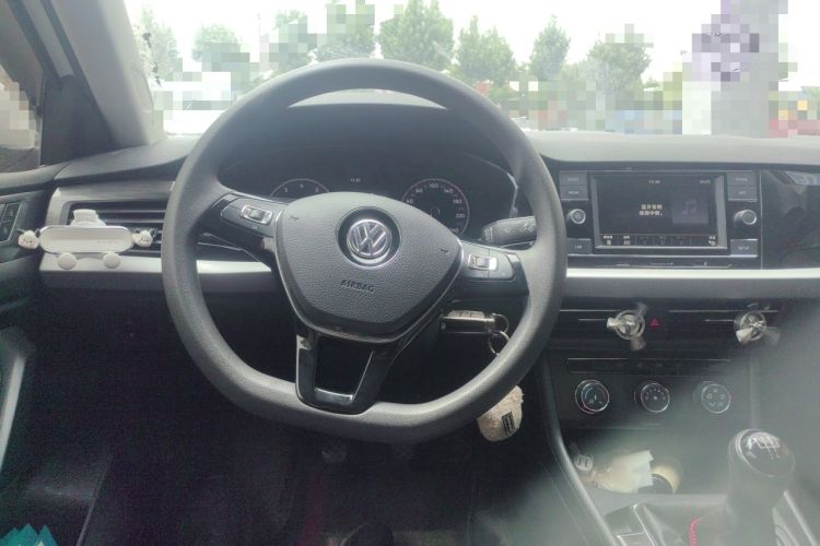 Used Volkswagen Lavida 2019 1.5L Manual Comfort Edition China VI Standard Steering Wheel