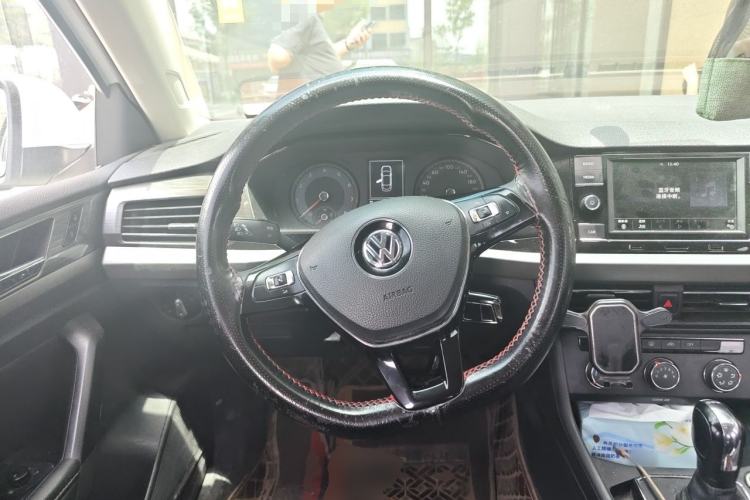 Used Volkswagen Lavida 2019 280TSI DSG Comfort Edition China VI standard Steering Wheel
