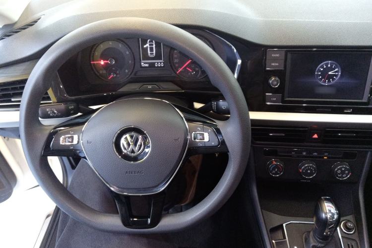 Used Volkswagen Lavida 2019 1.5L Automatic Comfort Edition China VI Standard Steering Wheel