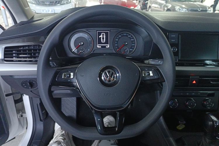 Used Volkswagen Lavida 2019 1.5L Automatic Comfort Edition China VI Standard Steering Wheel
