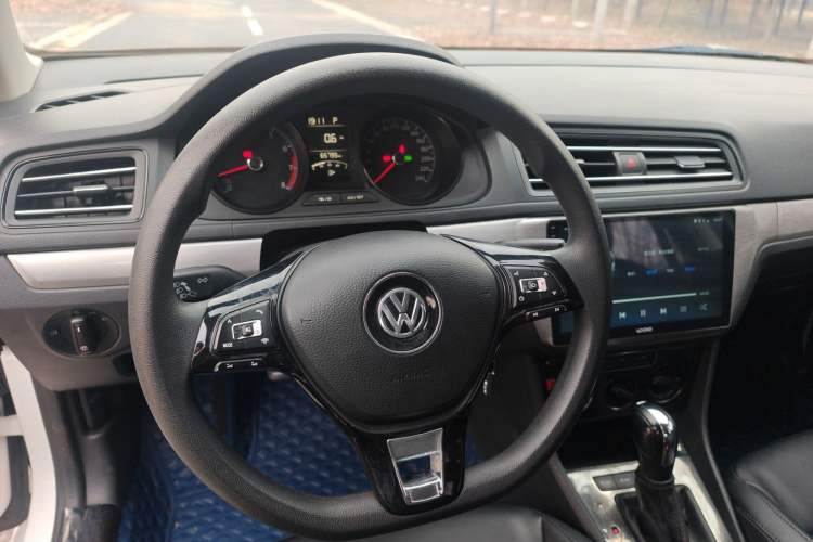 Used Volkswagen Lavida 2019 Lavida Start 1.5L Automatic Trendy Version China VI Standard Steering Wheel