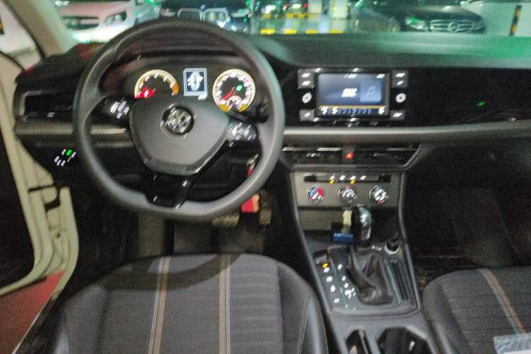 Used Volkswagen Lavida 2019 280TSI DSG Comfort Edition China VI standard Steering Wheel
