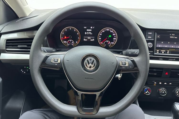 Used Volkswagen Lavida 2019 280TSI DSG Comfort Edition China VI standard Steering Wheel