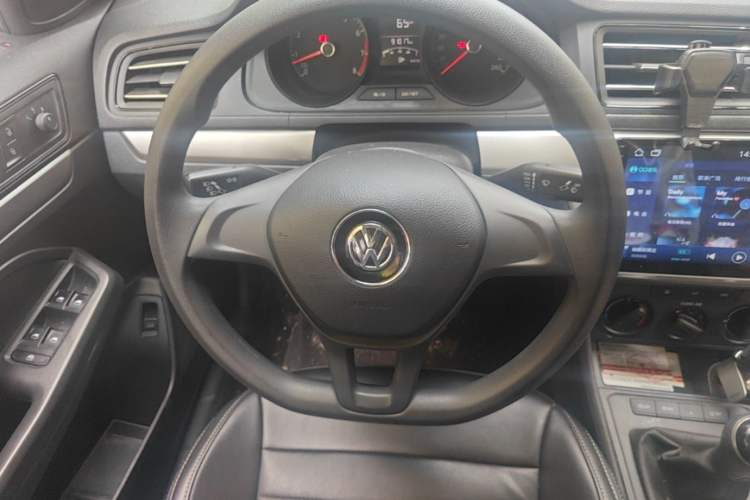 Used Volkswagen Lavida 2019 Lavida Start 1.5L Manual Fashion Edition China VI Standard Steering Wheel