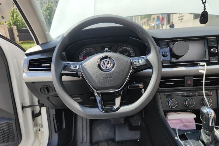 Used Volkswagen Lavida 2019 1.5L Automatic Comfort Edition China VI Standard Steering Wheel