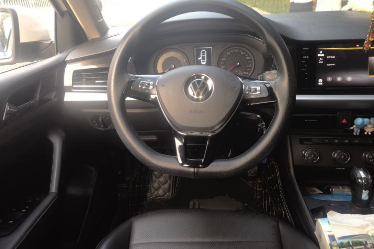 Used Volkswagen Lavida 2019 1.5L Automatic Comfort Edition China VI Standard Steering Wheel