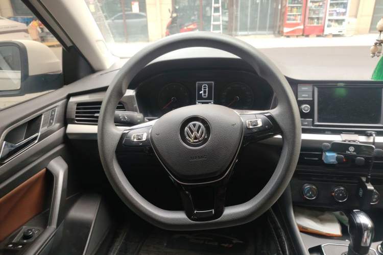 Used Volkswagen Lavida 2019 1.5L Automatic Comfort Edition China VI Standard Steering Wheel
