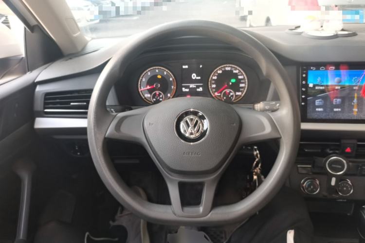 Used Volkswagen Lavida 2019 1.5L Automatic Fashion Edition China VI Steering Wheel