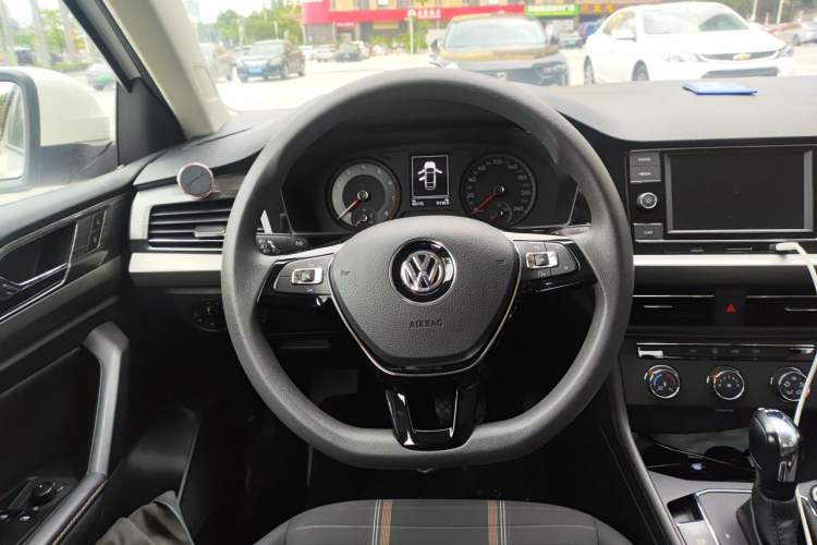 Used Volkswagen Lavida 2019 280TSI DSG Comfort Edition China VI standard Steering Wheel