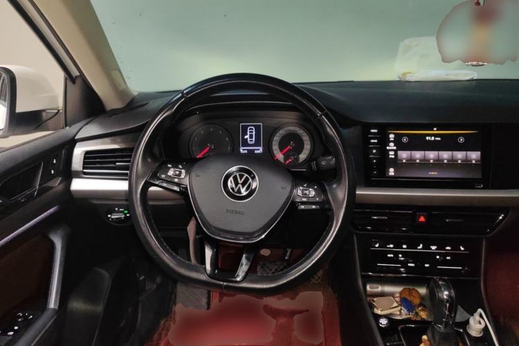 Used Volkswagen Lavida 2019 280TSI DSG Luxury Edition China VI Standard Steering Wheel