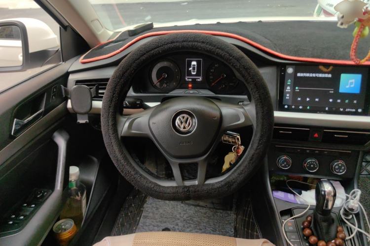 Used Volkswagen Lavida 2019 1.5L Automatic Fashion Edition China VI Steering Wheel