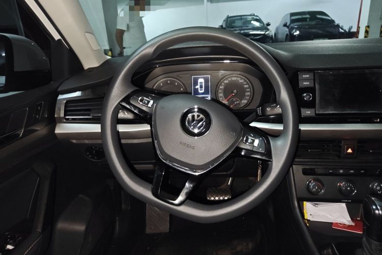 Used Volkswagen Lavida 2019 1.5L Automatic Comfort Edition China VI Standard Steering Wheel