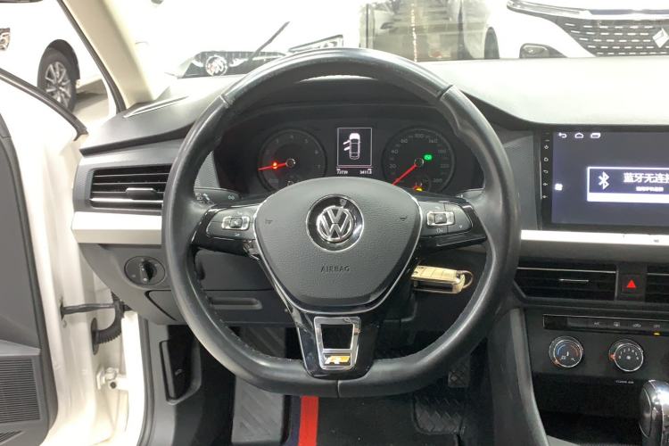 Used Volkswagen Lavida 2019 1.5L Automatic Fashion Edition China VI Steering Wheel