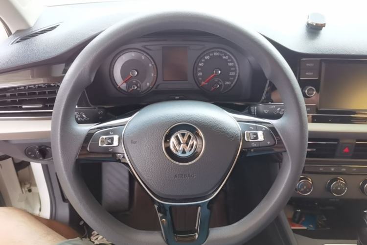 Used Volkswagen Lavida 2019 1.5L Automatic Comfort Edition China VI Standard Steering Wheel