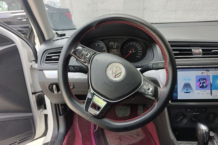 Used Volkswagen Lavida 2019 Lavida Start 1.5L Automatic Trendy Version China VI Standard Steering Wheel