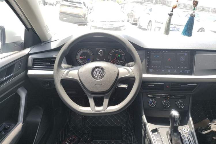 Used Volkswagen Lavida 2019 1.5L Automatic Fashion Edition China VI Steering Wheel