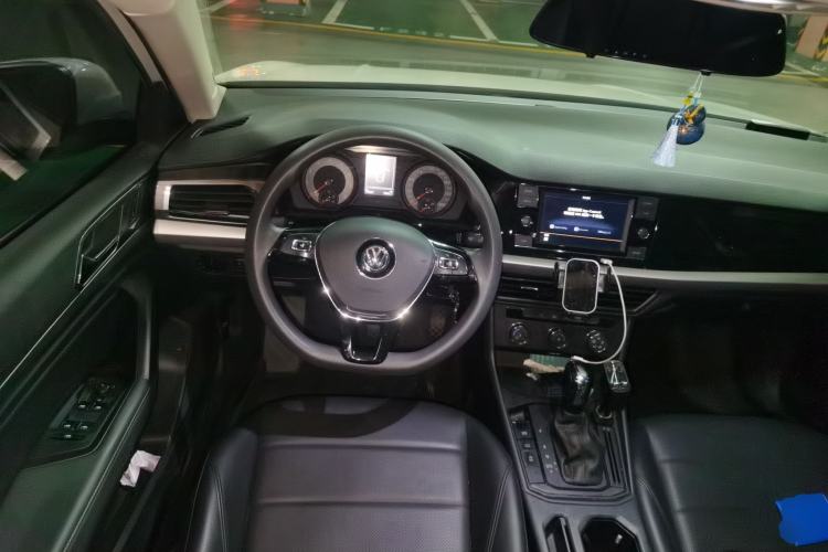 Used Volkswagen Lavida 2019 1.5L Automatic Comfort Edition China VI Standard Steering Wheel