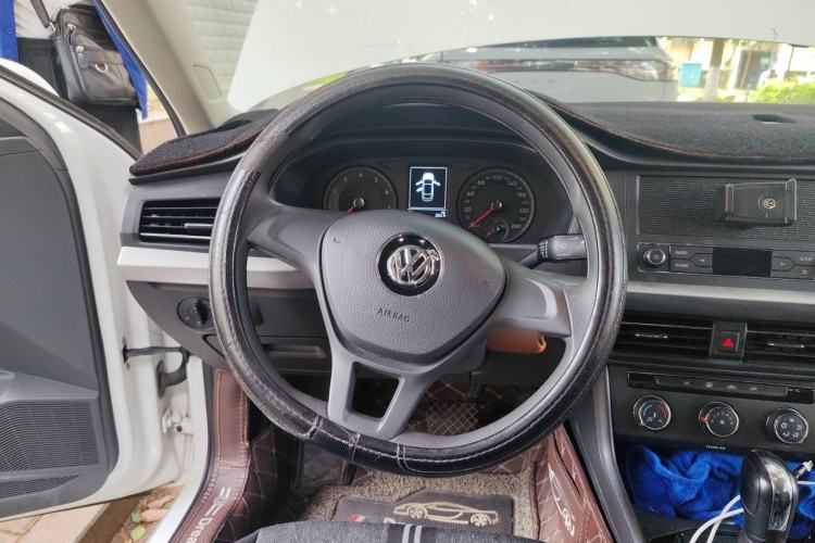 Used Volkswagen Lavida 2019 1.5L Automatic Fashion Edition China VI Steering Wheel