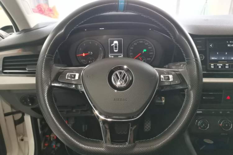 Used Volkswagen Lavida 2019 1.5L Automatic Comfort Edition China VI Standard Steering Wheel