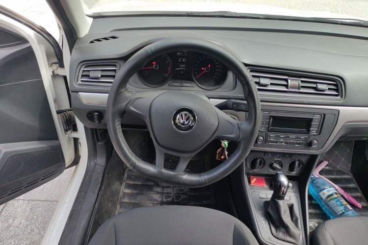 Used Volkswagen Lavida 2019 Lavida Start 1.5L Automatic Trendy Version China VI Standard Steering Wheel