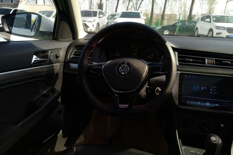 Used Volkswagen Lavida 2019 Lavida Start 1.5L Manual Fashion Edition China VI Standard Steering Wheel