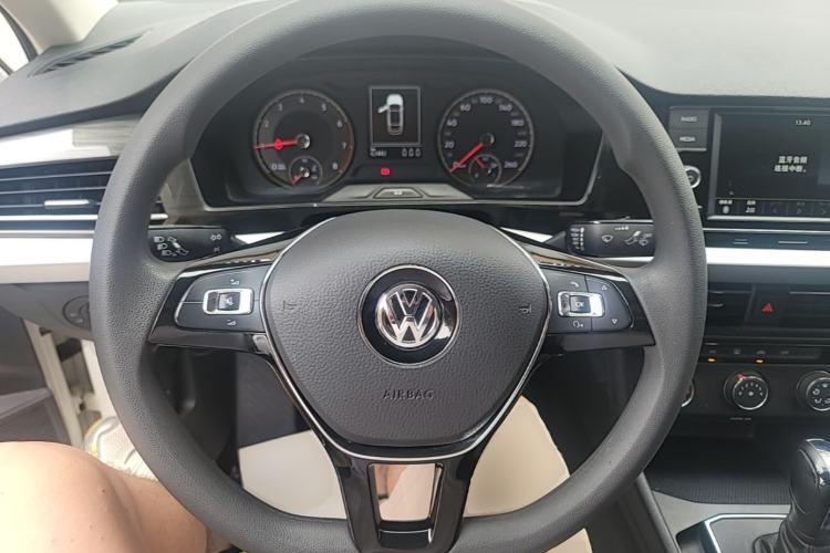Used Volkswagen Lavida 2019 1.5L Automatic Comfort Edition China VI Standard Steering Wheel