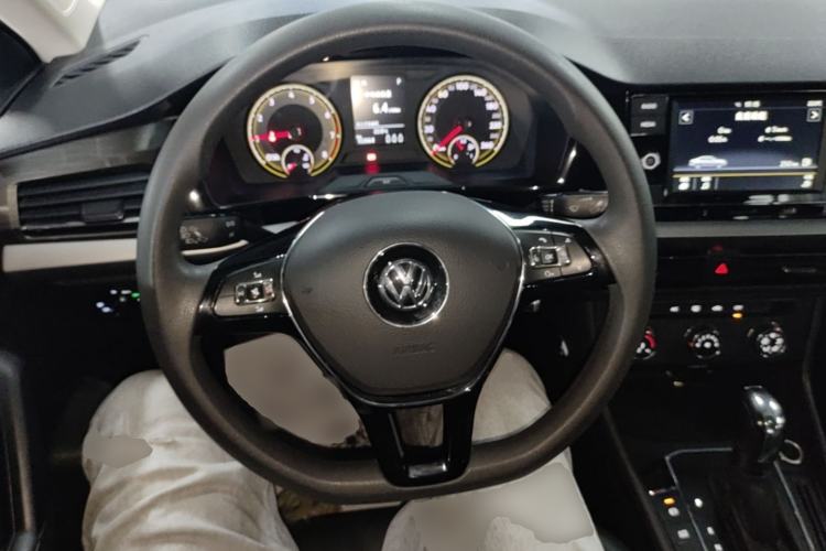 Used Volkswagen Lavida 2019 1.5L Automatic Comfort Edition China VI Standard Steering Wheel
