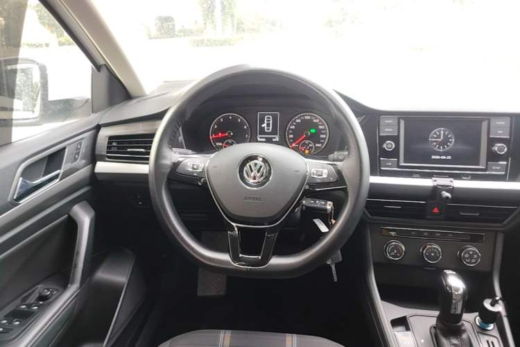 Used Volkswagen Lavida 2019 280TSI DSG Comfort Edition China VI standard Steering Wheel