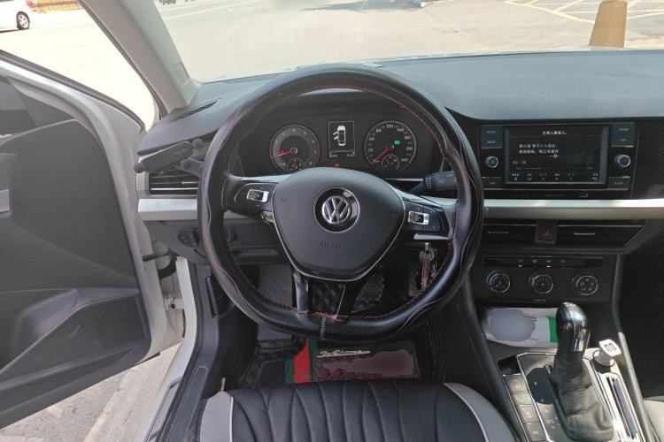 Used Volkswagen Lavida 2019 280TSI DSG Comfort Edition China VI standard Steering Wheel