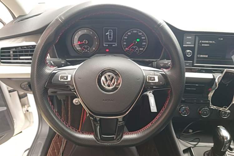 Used Volkswagen Lavida 2019 280TSI DSG Comfort Edition China VI standard Steering Wheel
