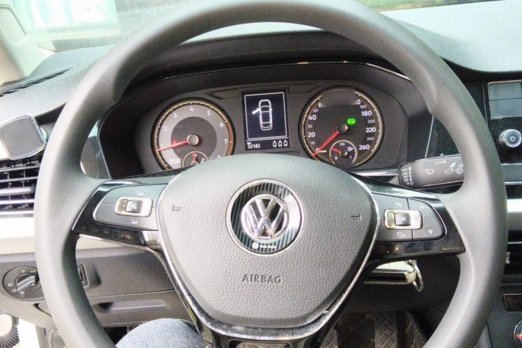 Used Volkswagen Lavida 2019 1.5L Automatic Comfort Edition China VI Standard Steering Wheel