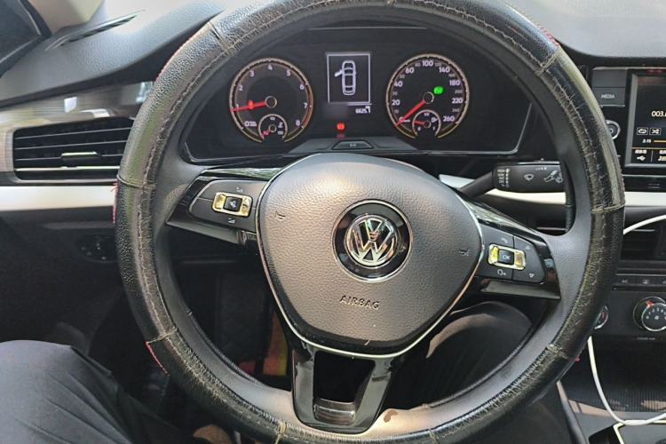 Used Volkswagen Lavida 2019 1.5L Automatic Comfort Edition China VI Standard Steering Wheel
