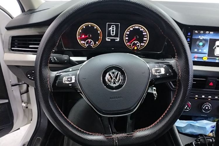 Used Volkswagen Lavida 2019 280TSI DSG Comfort Edition China VI standard Steering Wheel