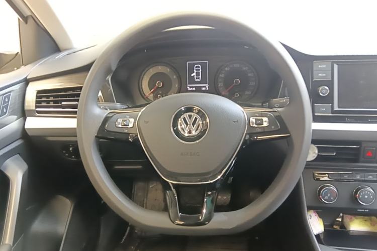 Used Volkswagen Lavida 2019 1.5L Automatic Comfort Edition China VI Standard Steering Wheel
