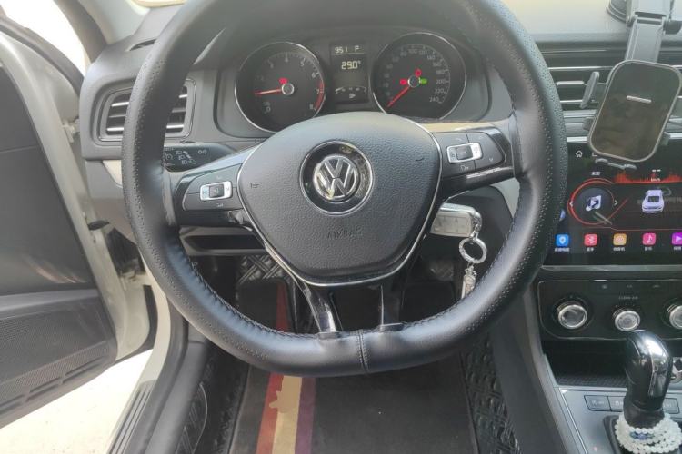 Used Volkswagen Lavida 2019 Lavida Start 1.5L Automatic Comfort Edition China VI Standard Steering Wheel