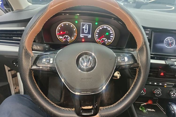 Used Volkswagen Lavida 2019 1.5L Automatic Comfort Edition China VI Standard Steering Wheel