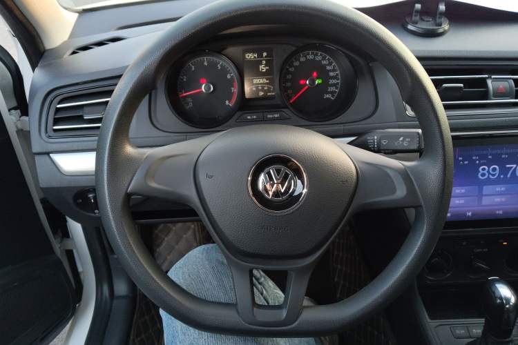 Used Volkswagen Lavida 2019 Lavida Start 1.5L Automatic Trendy Version China VI Standard Steering Wheel