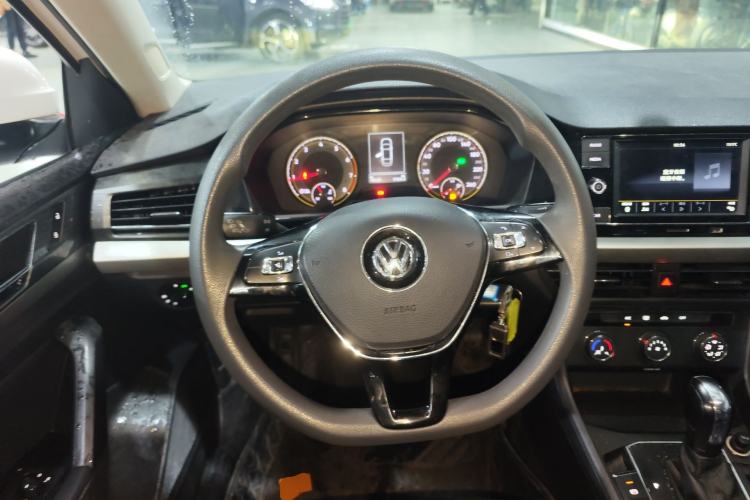Used Volkswagen Lavida 2019 1.5L Automatic Comfort Edition China VI Standard Steering Wheel