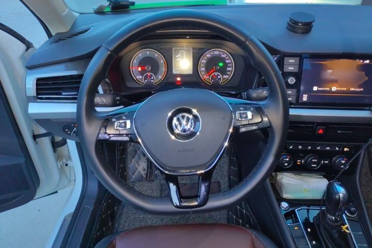 Used Volkswagen Lavida 2019 280TSI DSG Luxury Edition China VI Standard Steering Wheel
