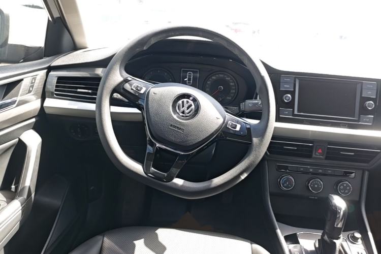 Used Volkswagen Lavida 2019 1.5L Automatic Comfort Edition China VI Standard Steering Wheel