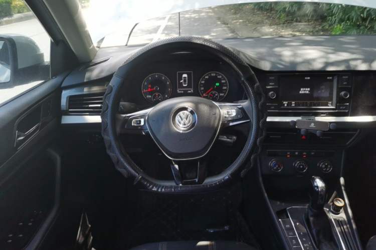 Used Volkswagen Lavida 2019 280TSI DSG Comfort Edition China VI standard Steering Wheel