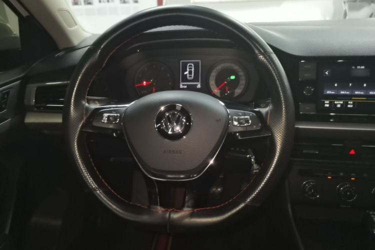 Used Volkswagen Lavida 2019 280TSI DSG Comfort Edition China VI standard Steering Wheel