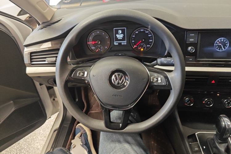 Used Volkswagen Lavida 2019 1.5L Automatic Comfort Edition China VI Standard Steering Wheel