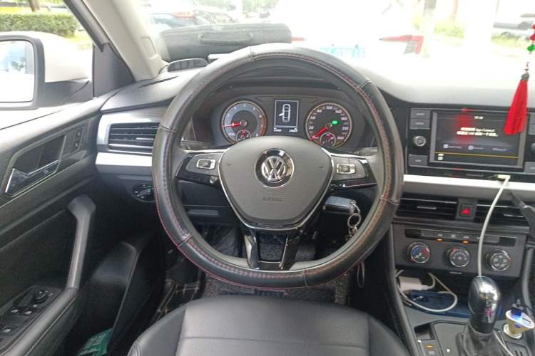 Used Volkswagen Lavida 2019 1.5L Automatic Comfort Edition China VI Standard Steering Wheel