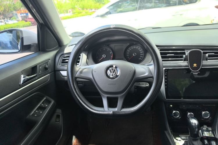Used Volkswagen Lavida 2019 Lavida Start 1.5L Automatic Trendy Version China VI Standard Steering Wheel
