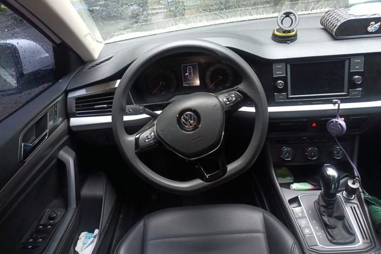 Used Volkswagen Lavida 2019 1.5L Automatic Comfort Edition China VI Standard Steering Wheel