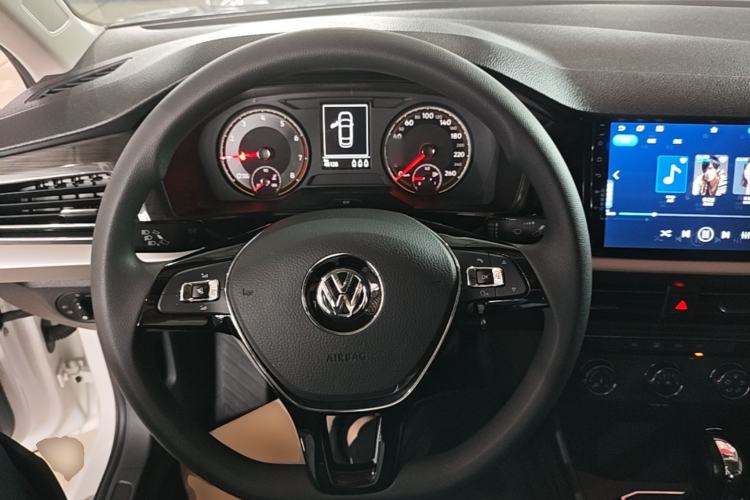 Used Volkswagen Lavida 2019 1.5L Automatic Comfort Edition China VI Standard Steering Wheel
