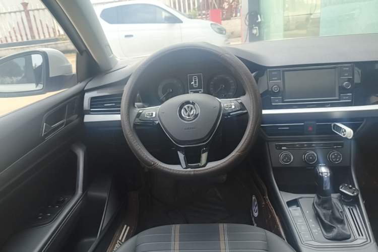 Used Volkswagen Lavida 2019 280TSI DSG Comfort Edition China VI standard Steering Wheel